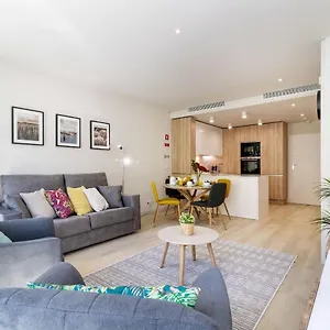 Modern & Stylish In Av. Da Liberdade By Lovelystay Apartment Lisbon