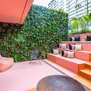 Housi Paulista Apartment